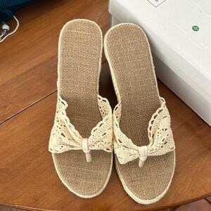 Crochet Strap Wedges